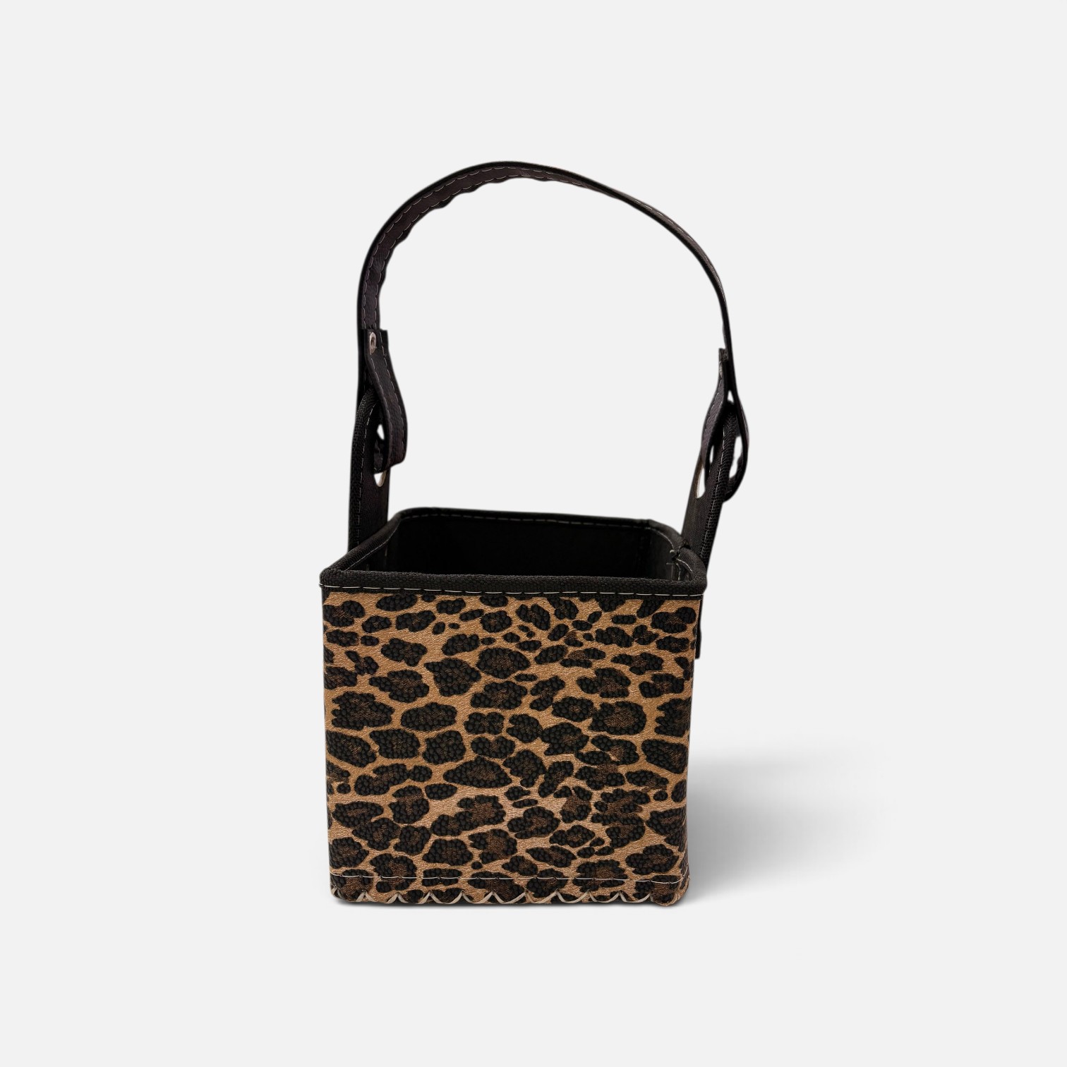 Canasta matera animal print